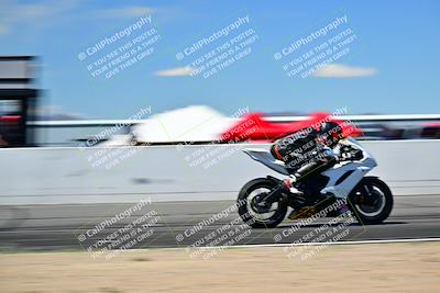 media/Mar-25-2024-Moto Forza (Mon) [[8d4319bd68]]/3-Intermediate Group/Session 4 (Front Straight Speed Pans)/